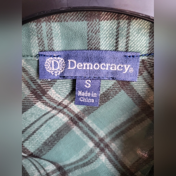 Democracy top - Picture 5 of 6